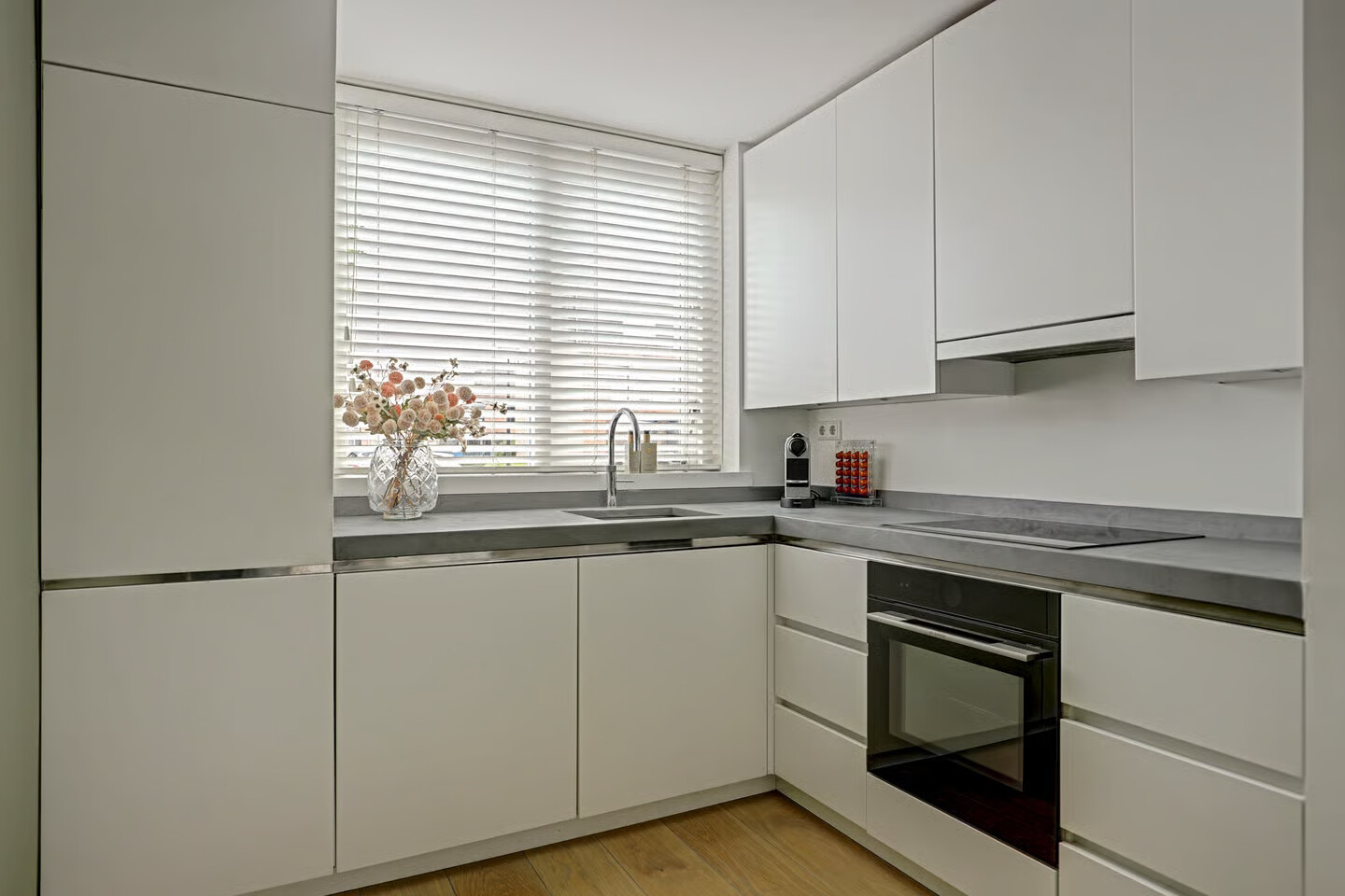 Tussenwoning te koop: Frida Katzland 11, Heerhugowaard