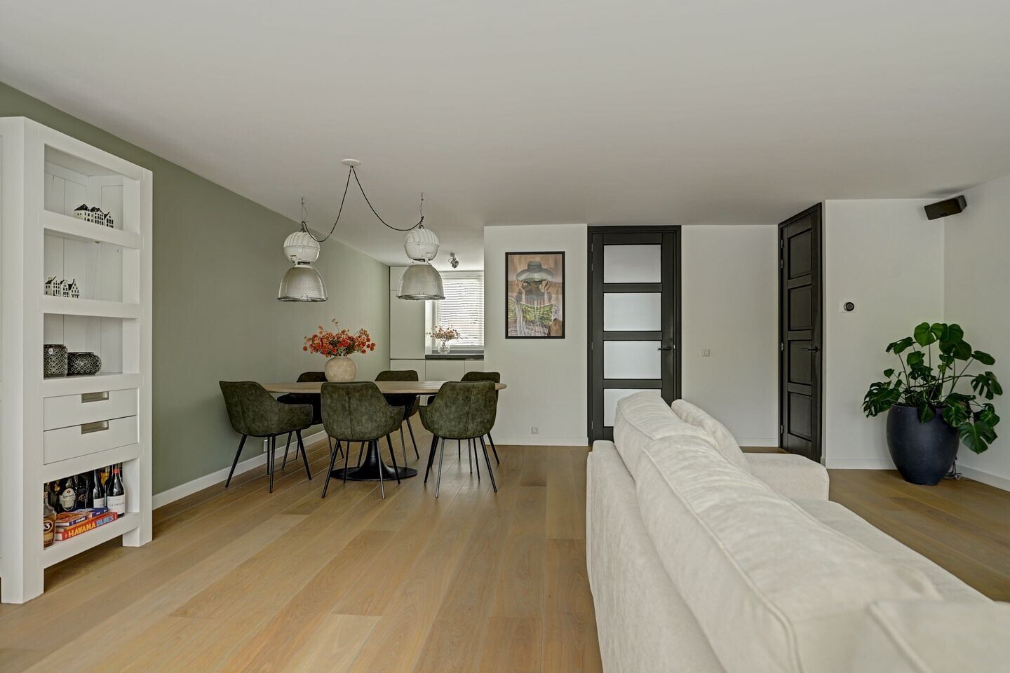 Tussenwoning te koop: Frida Katzland 11, Heerhugowaard