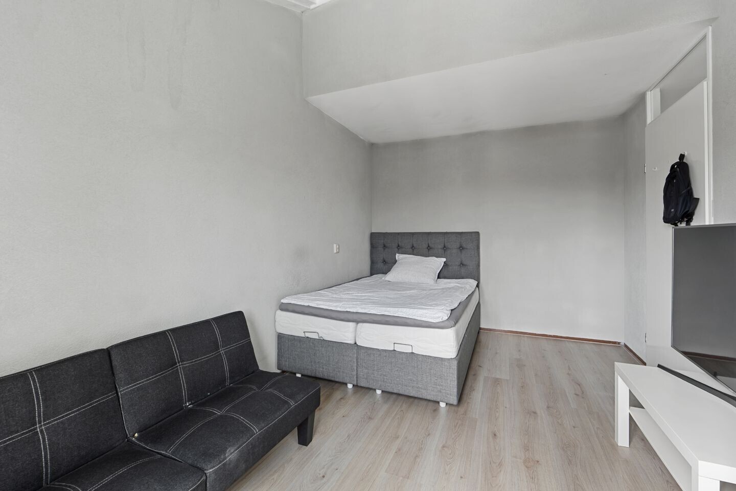 Tussenwoning te koop: Aletta Jacobstuin 6, Heerhugowaard