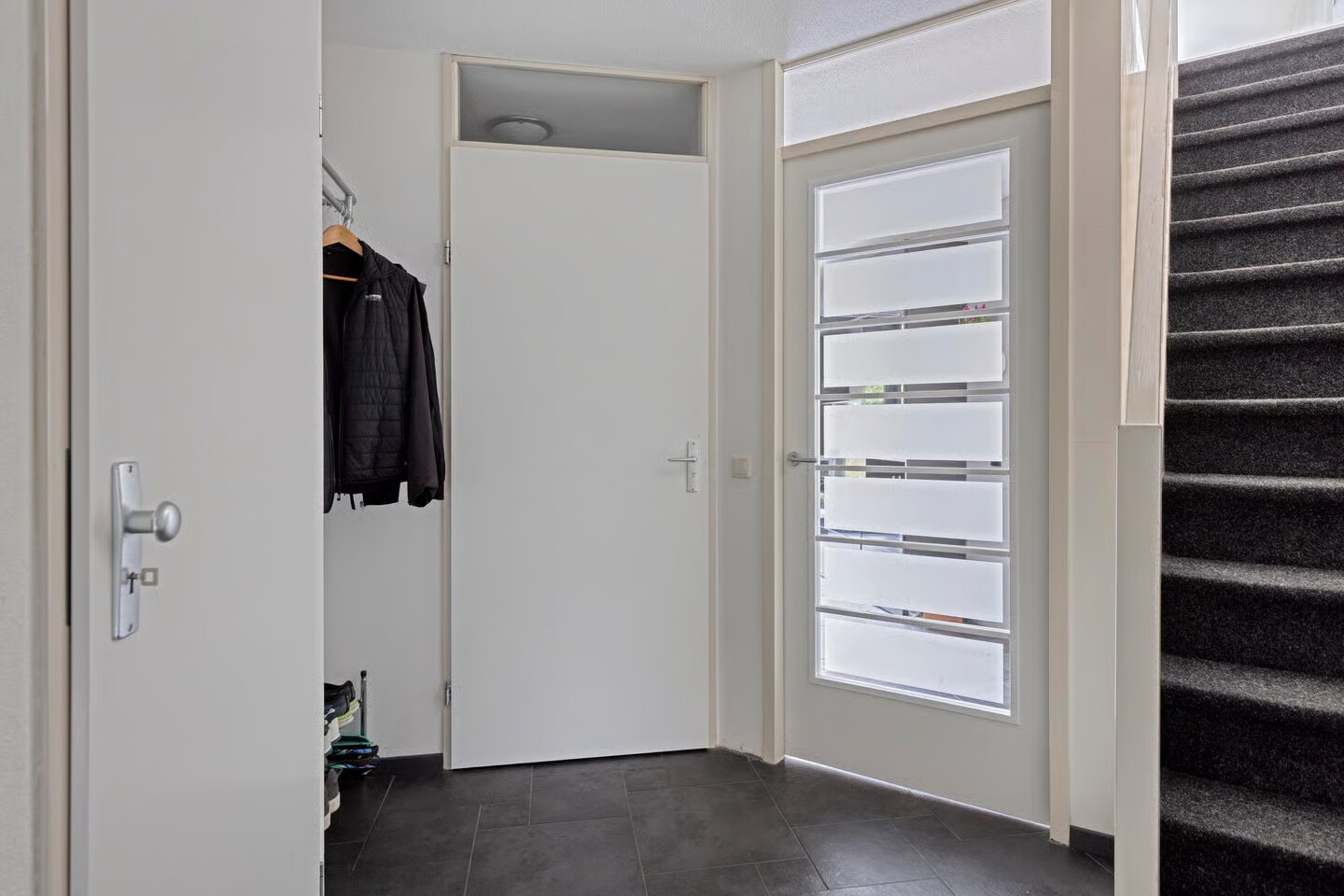 Tussenwoning te koop: Mimi Boesnachhof 23, Heerhugowaard