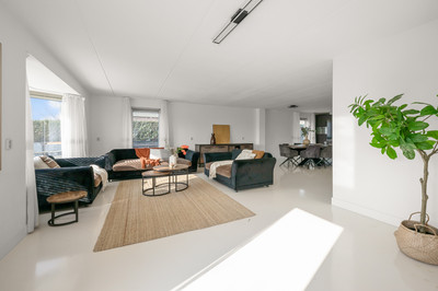Lotte Beesedijk 21