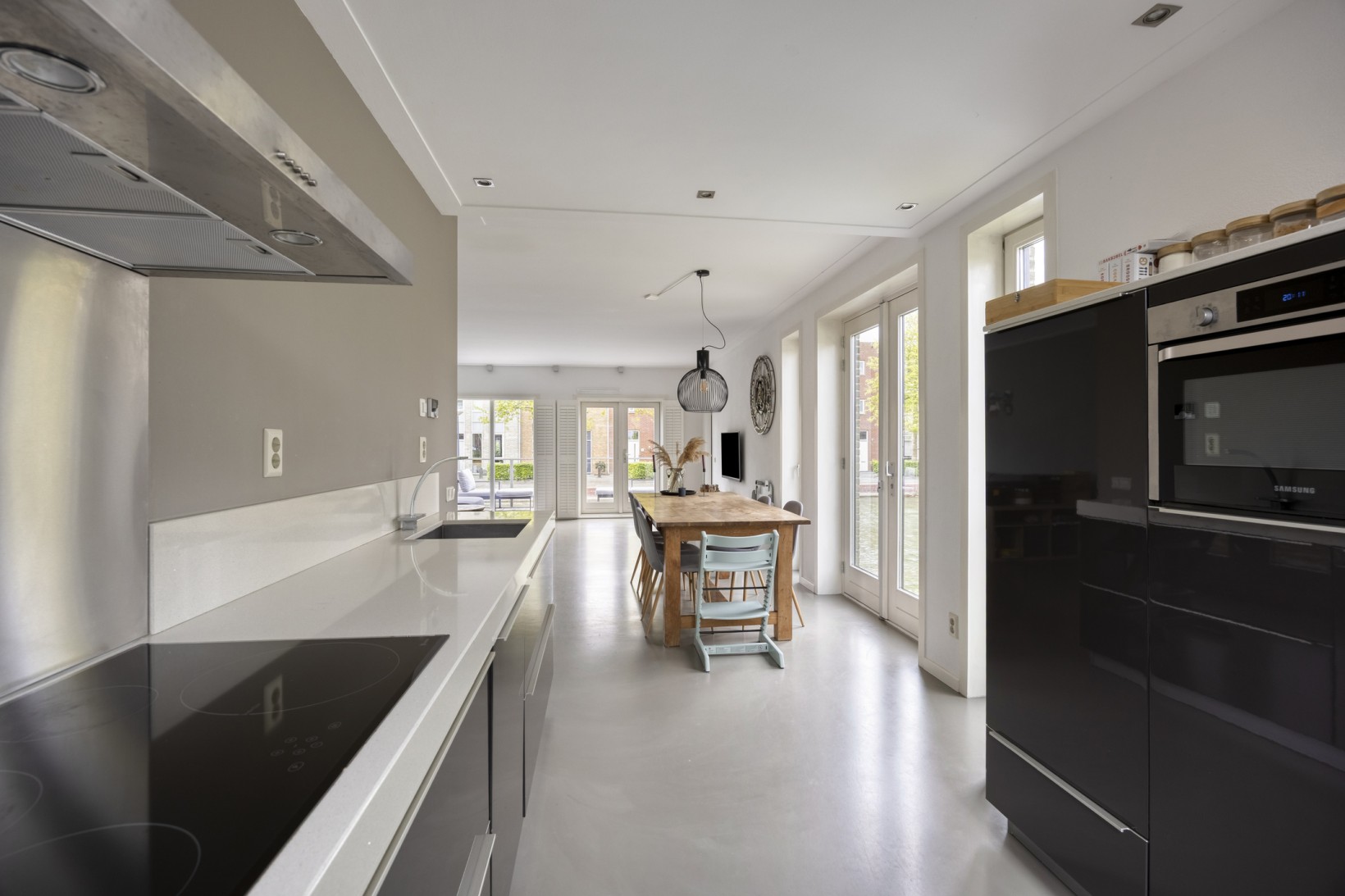 Hoekwoning te koop: Eiland van Surya 6, Heerhugowaard