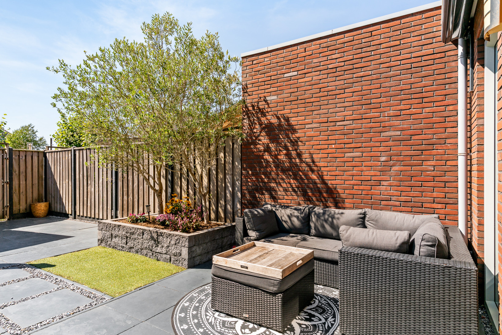 Tussenwoning te koop: Witte Klaverweide 8, Heerhugowaard