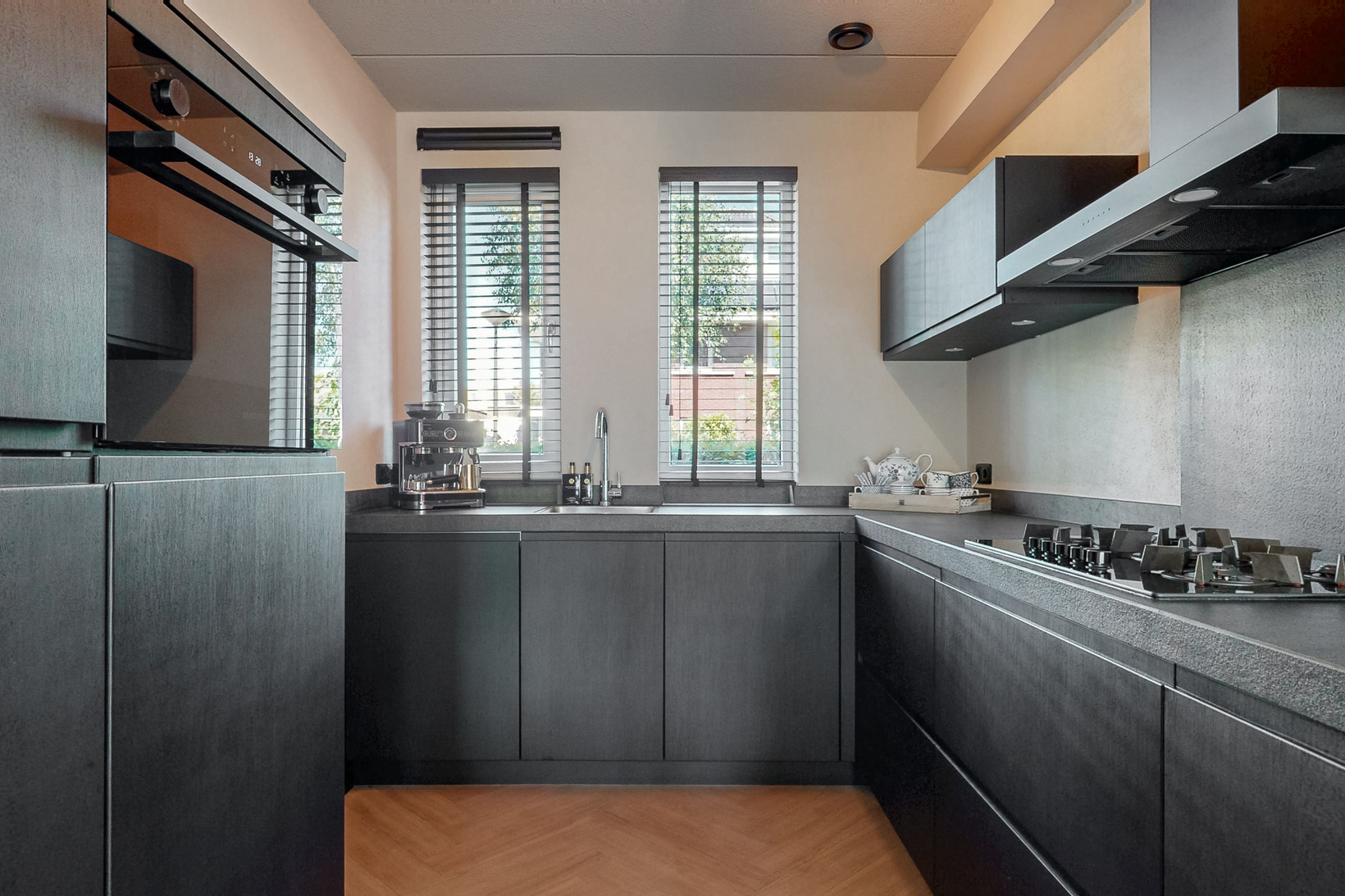 Tussenwoning te koop: Witte Klaverweide 8, Heerhugowaard
