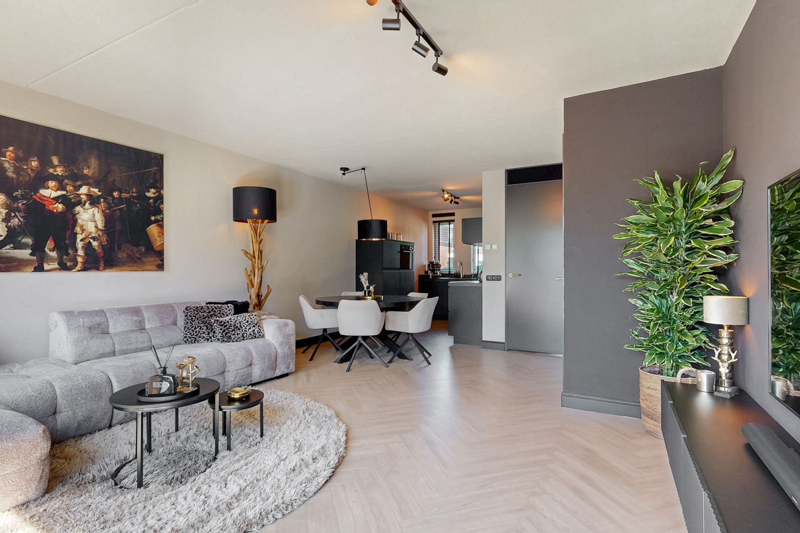 Tussenwoning te koop: Witte Klaverweide 8, Heerhugowaard