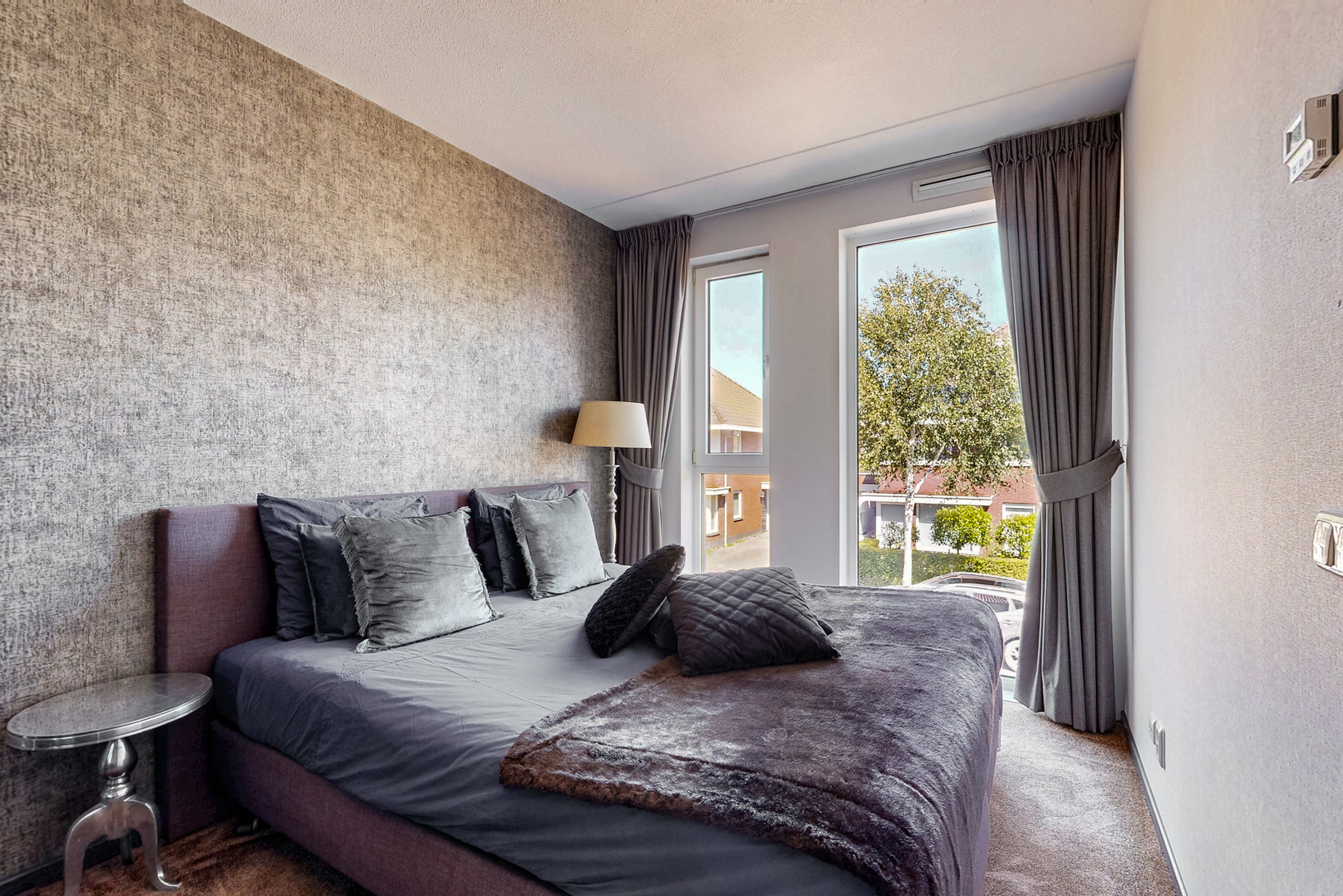 Tussenwoning te koop: Witte Klaverweide 8, Heerhugowaard