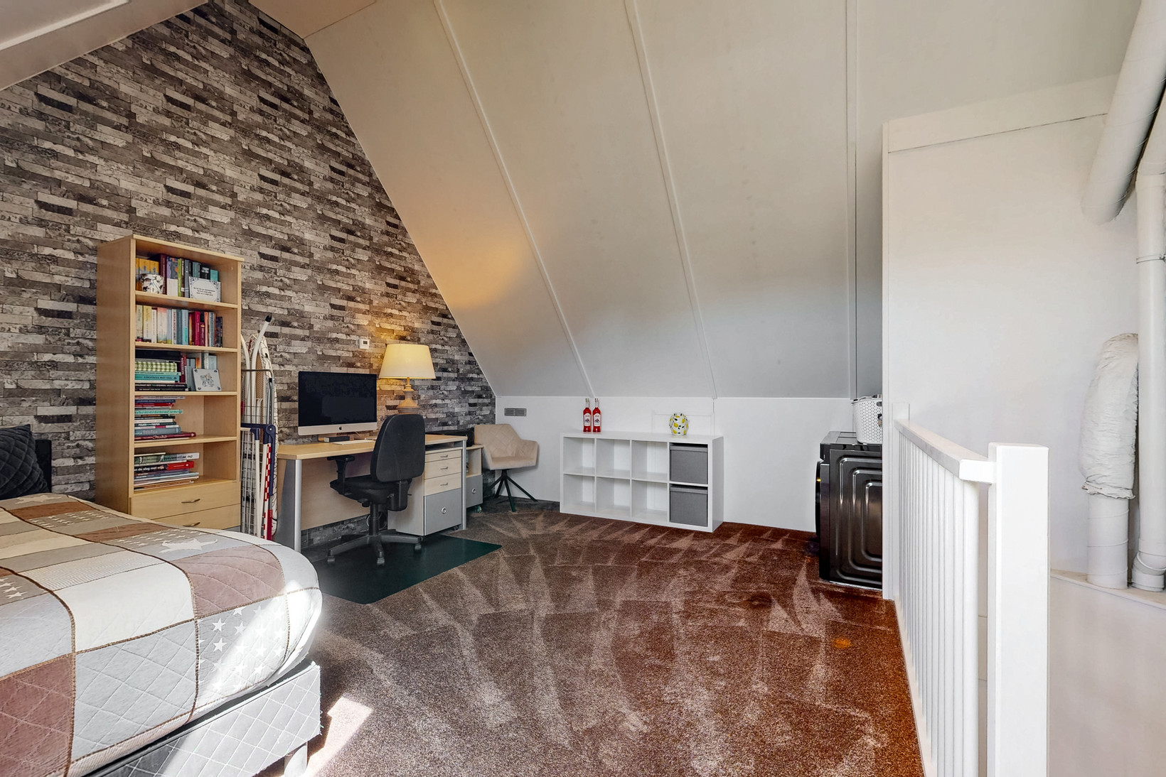 Tussenwoning te koop: Witte Klaverweide 8, Heerhugowaard