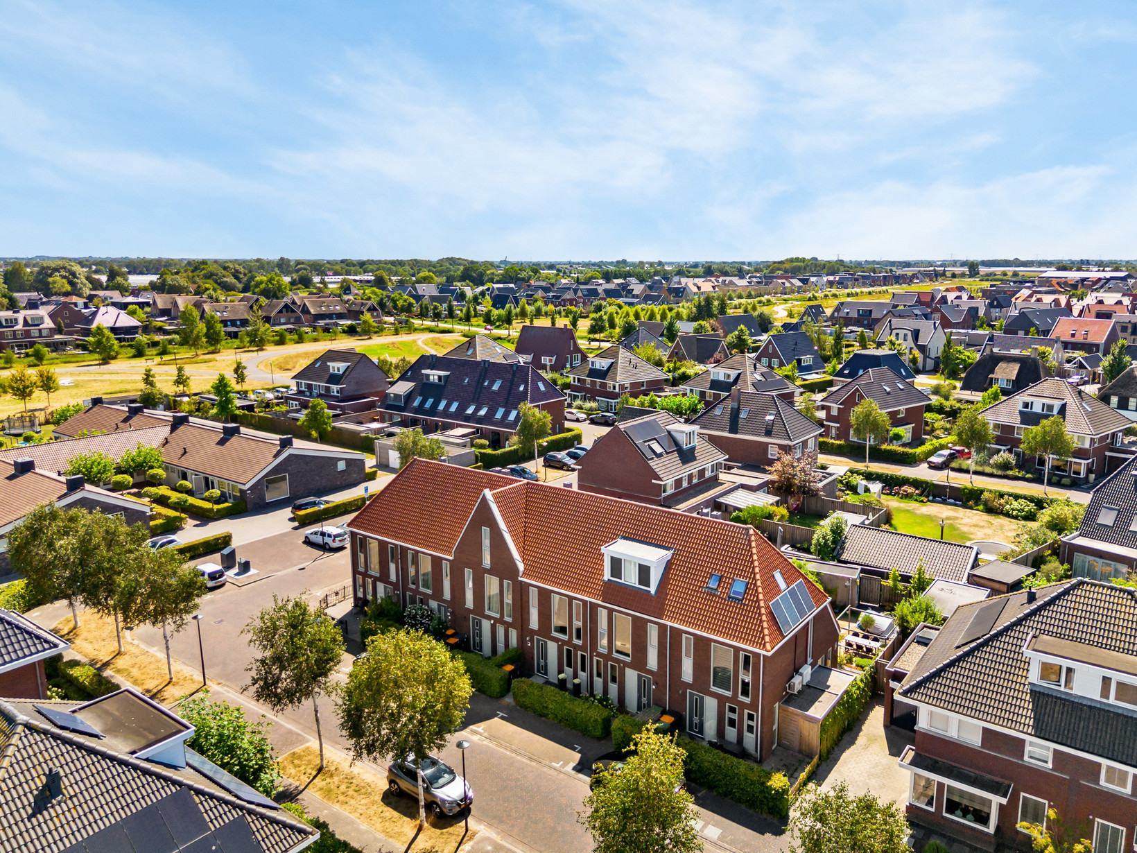 Tussenwoning te koop: Witte Klaverweide 8, Heerhugowaard