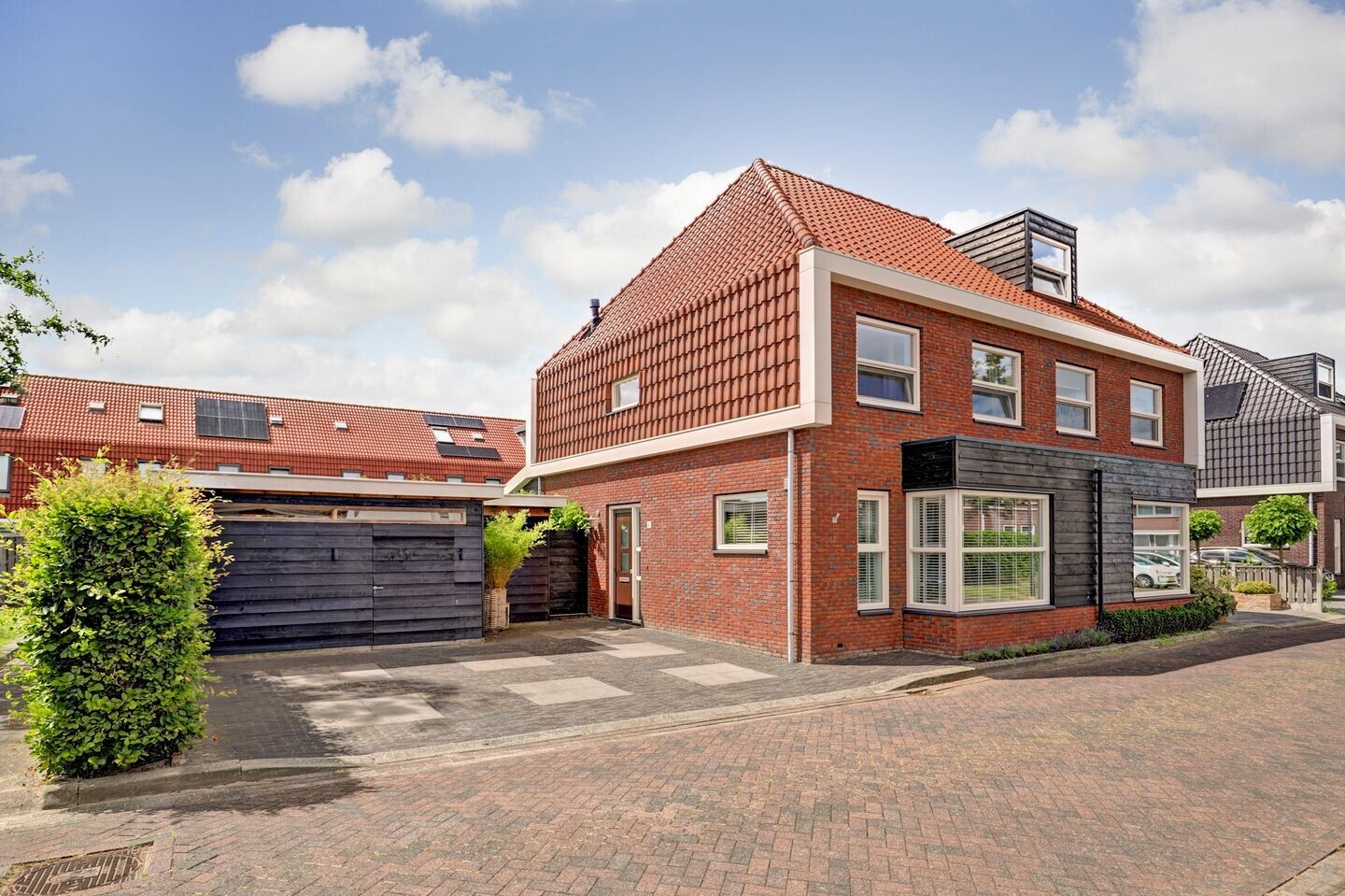 Twee-onder-één-kap te koop: Rode Klaverweide 41, Heerhugowaard