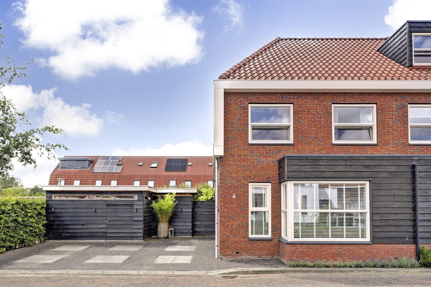 Twee-onder-één-kap te koop: Rode Klaverweide 41, Heerhugowaard