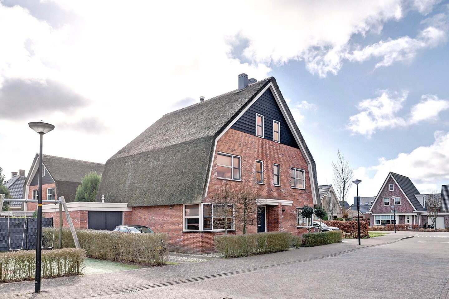 Twee-onder-één-kap te koop: Pinksterbloem erf 16, Heerhugowaard