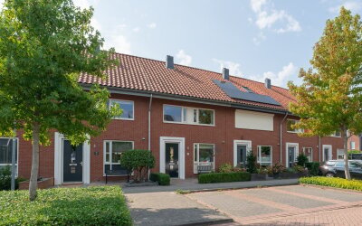 Poelenburg 8