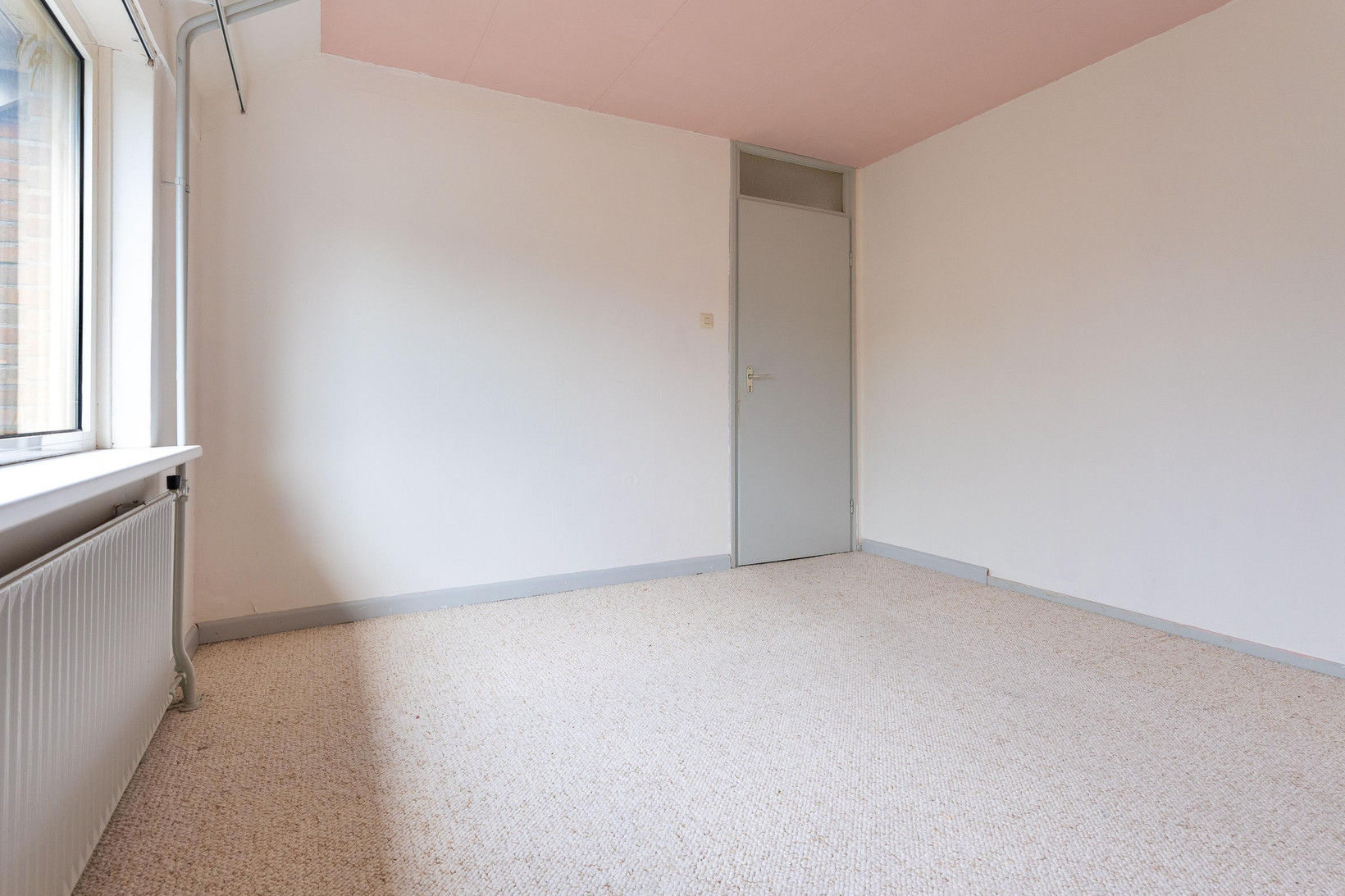 Hoekwoning te koop: Radboudstraat 37, Hoogwoud