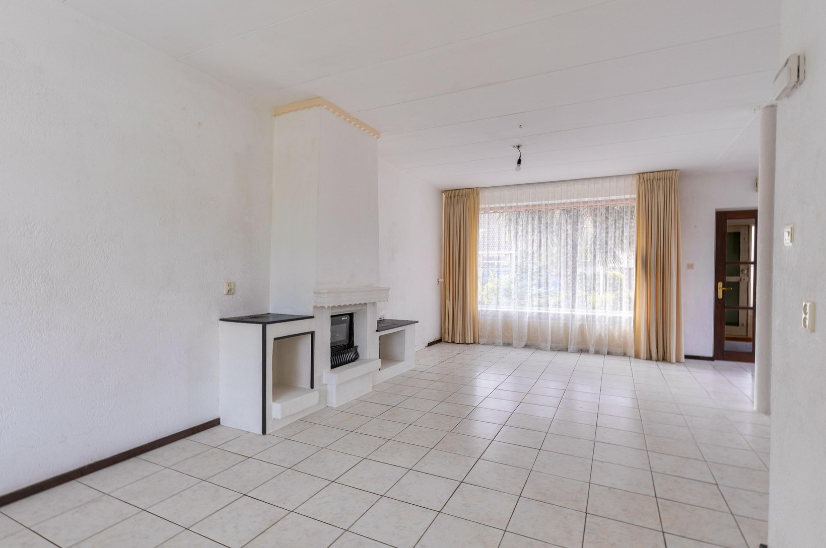 Hoekwoning te koop: Radboudstraat 37, Hoogwoud