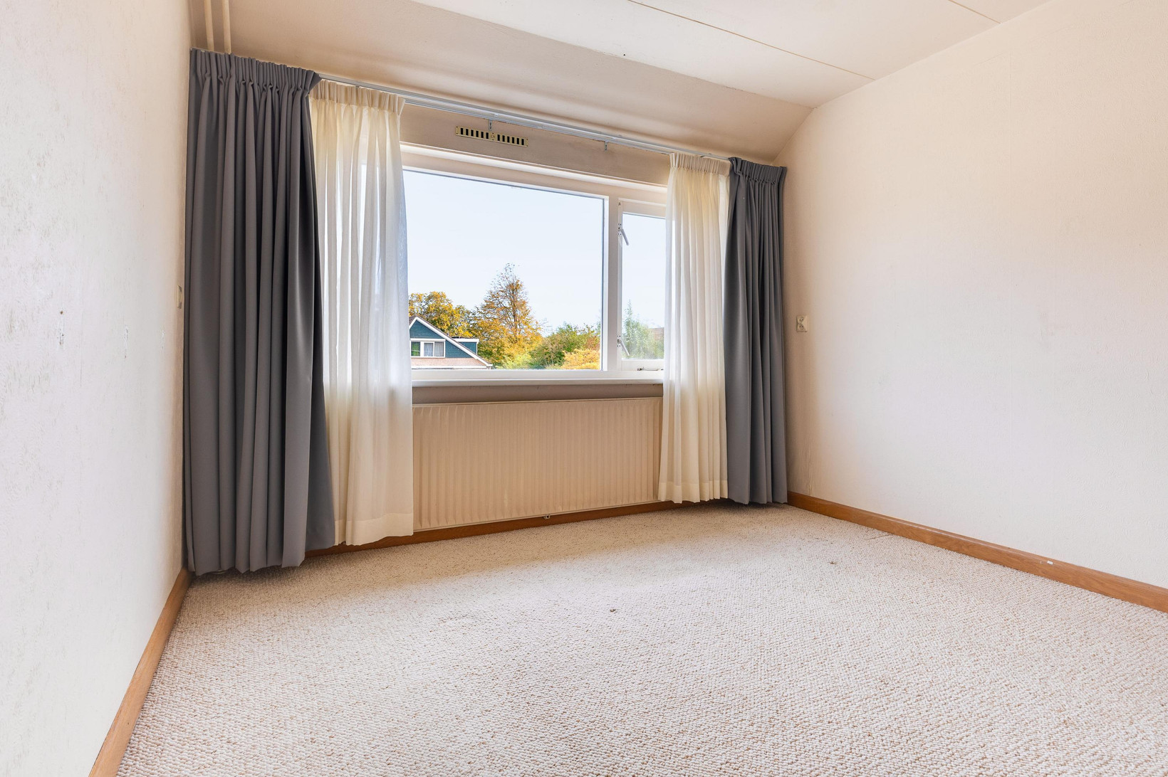 Hoekwoning te koop: Radboudstraat 37, Hoogwoud