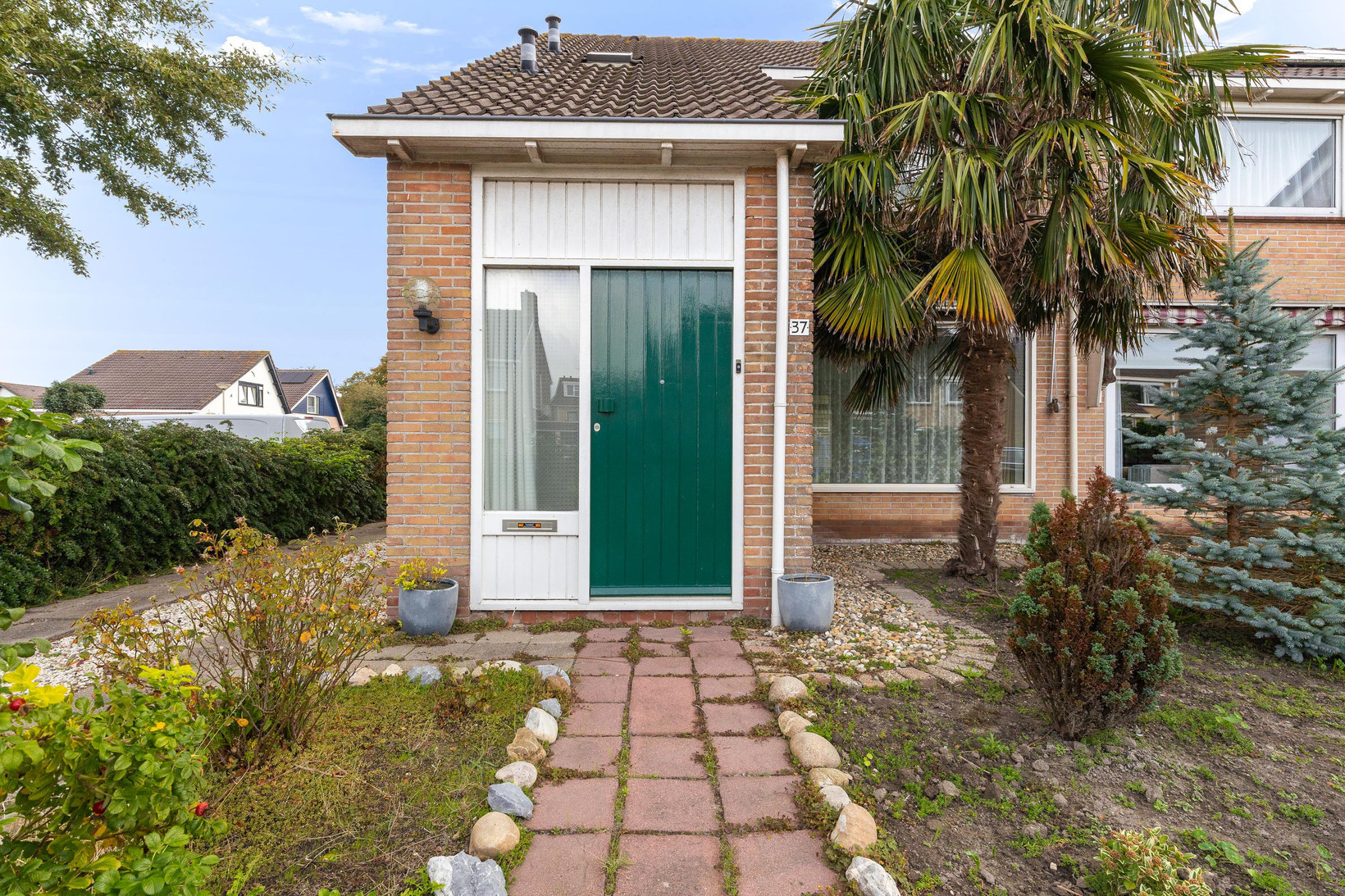 Hoekwoning te koop: Radboudstraat 37, Hoogwoud
