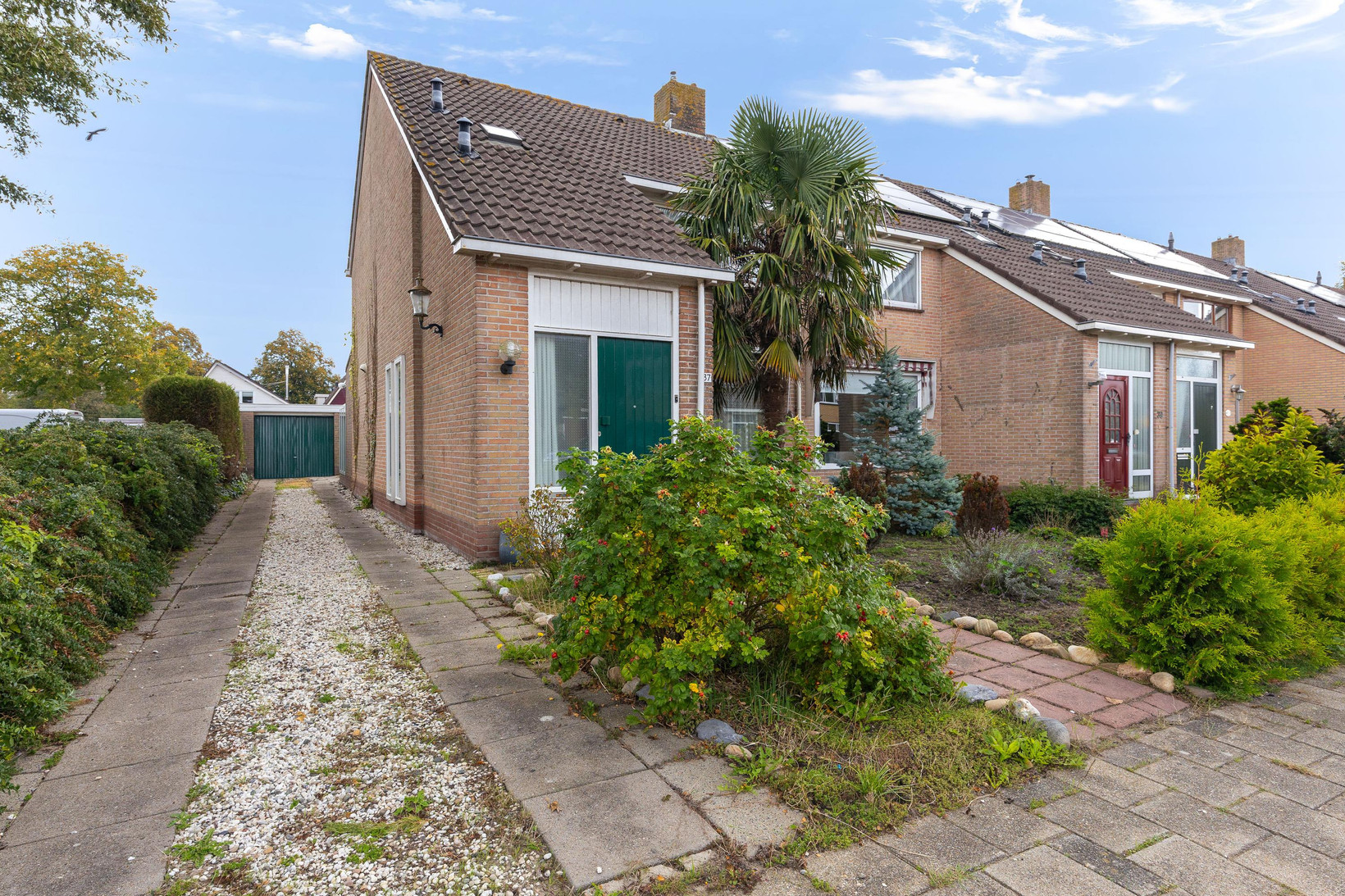 Hoekwoning te koop: Radboudstraat 37, Hoogwoud