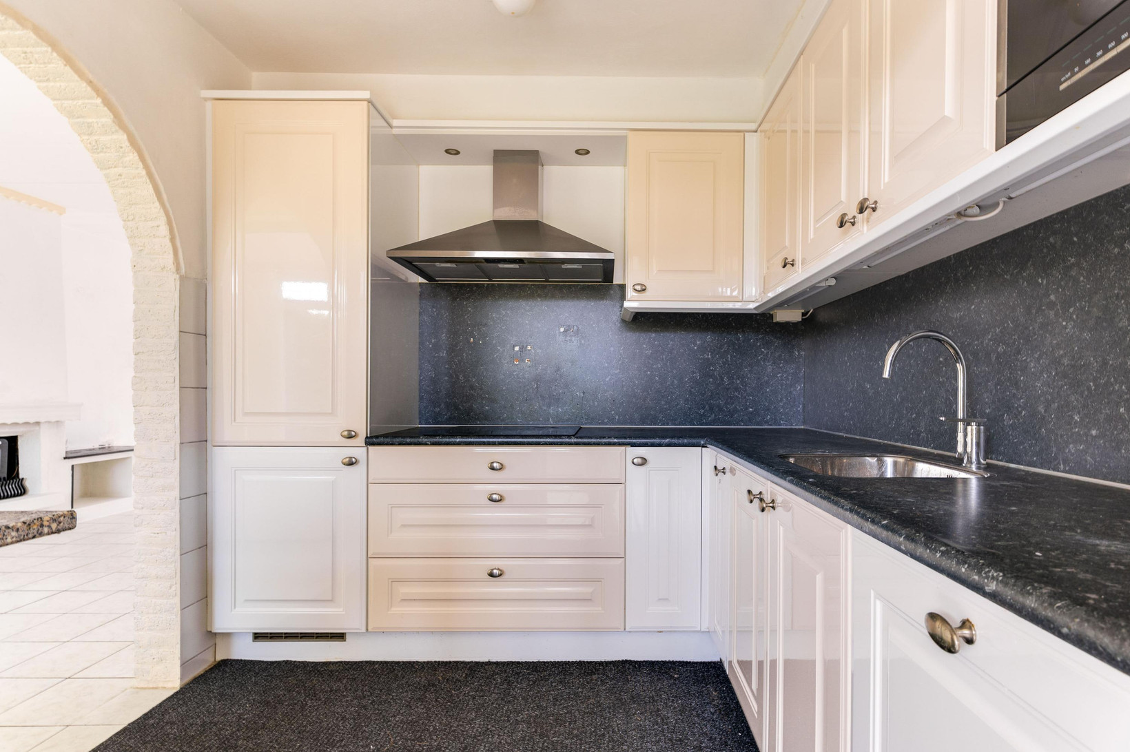 Hoekwoning te koop: Radboudstraat 37, Hoogwoud