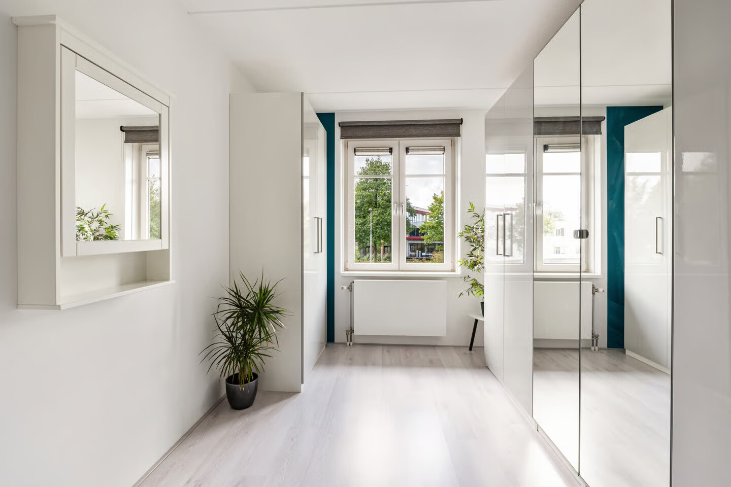 Tussenwoning te koop: Westeinde 37, Broek Op Langedijk