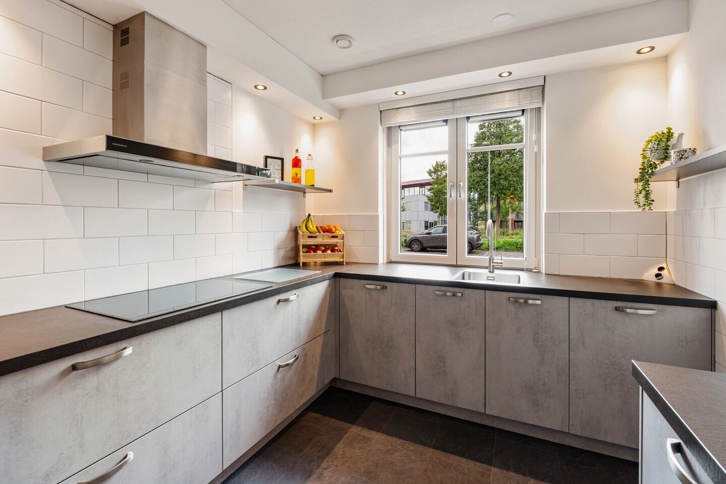 Tussenwoning te koop: Westeinde 37, Broek Op Langedijk