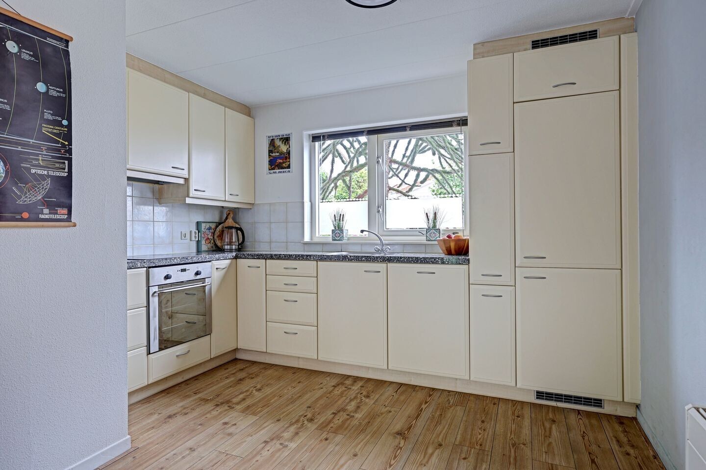 Tussenwoning te koop: schepenen 6, Zuid-Scharwoude
