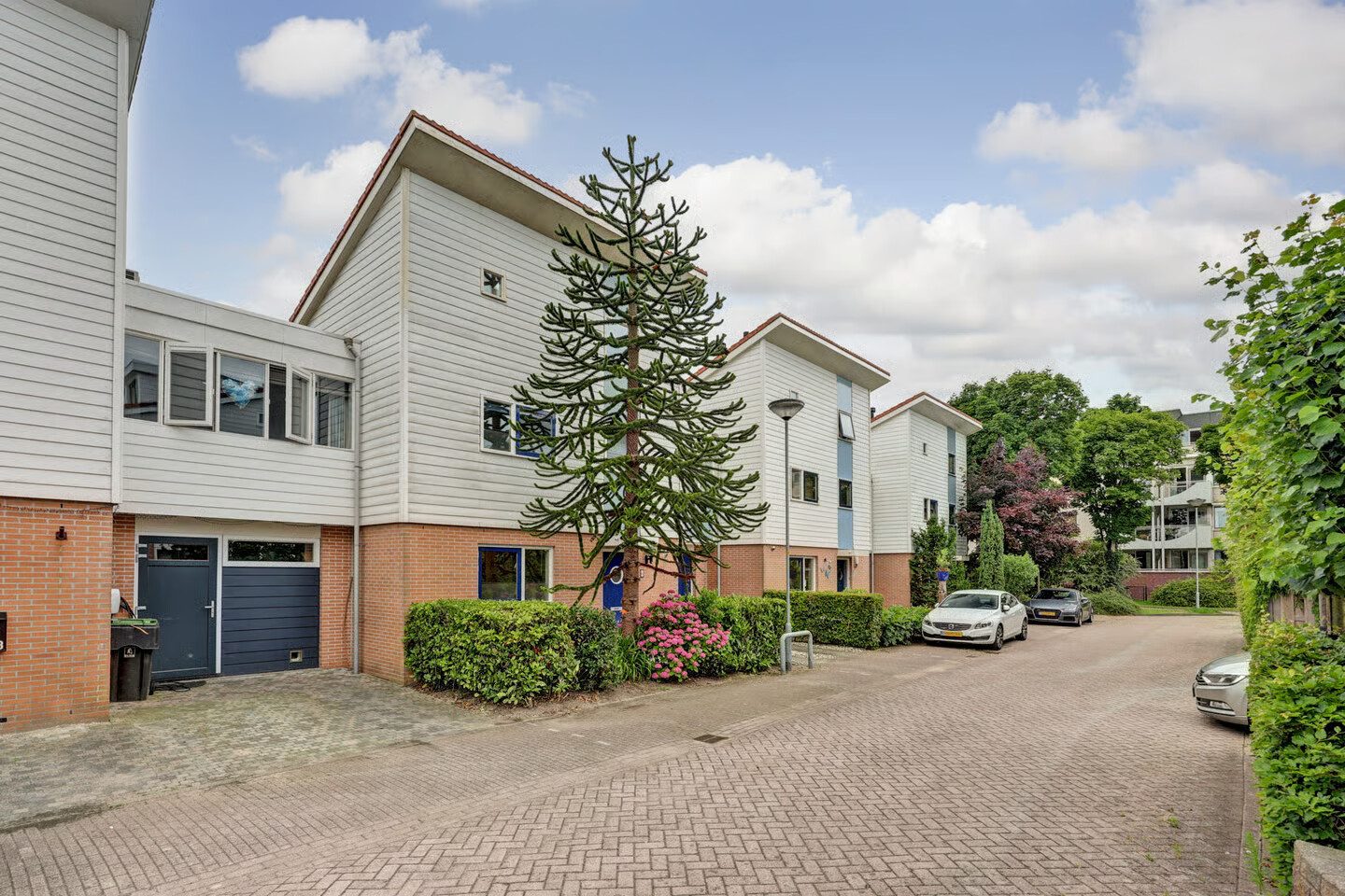Tussenwoning te koop: schepenen 6, Zuid-Scharwoude