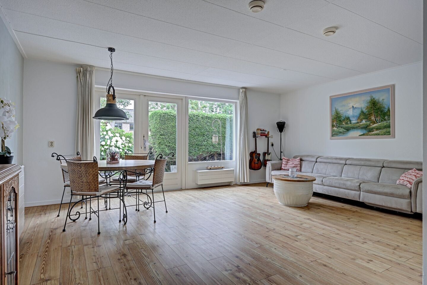 Tussenwoning te koop: schepenen 6, Zuid-Scharwoude