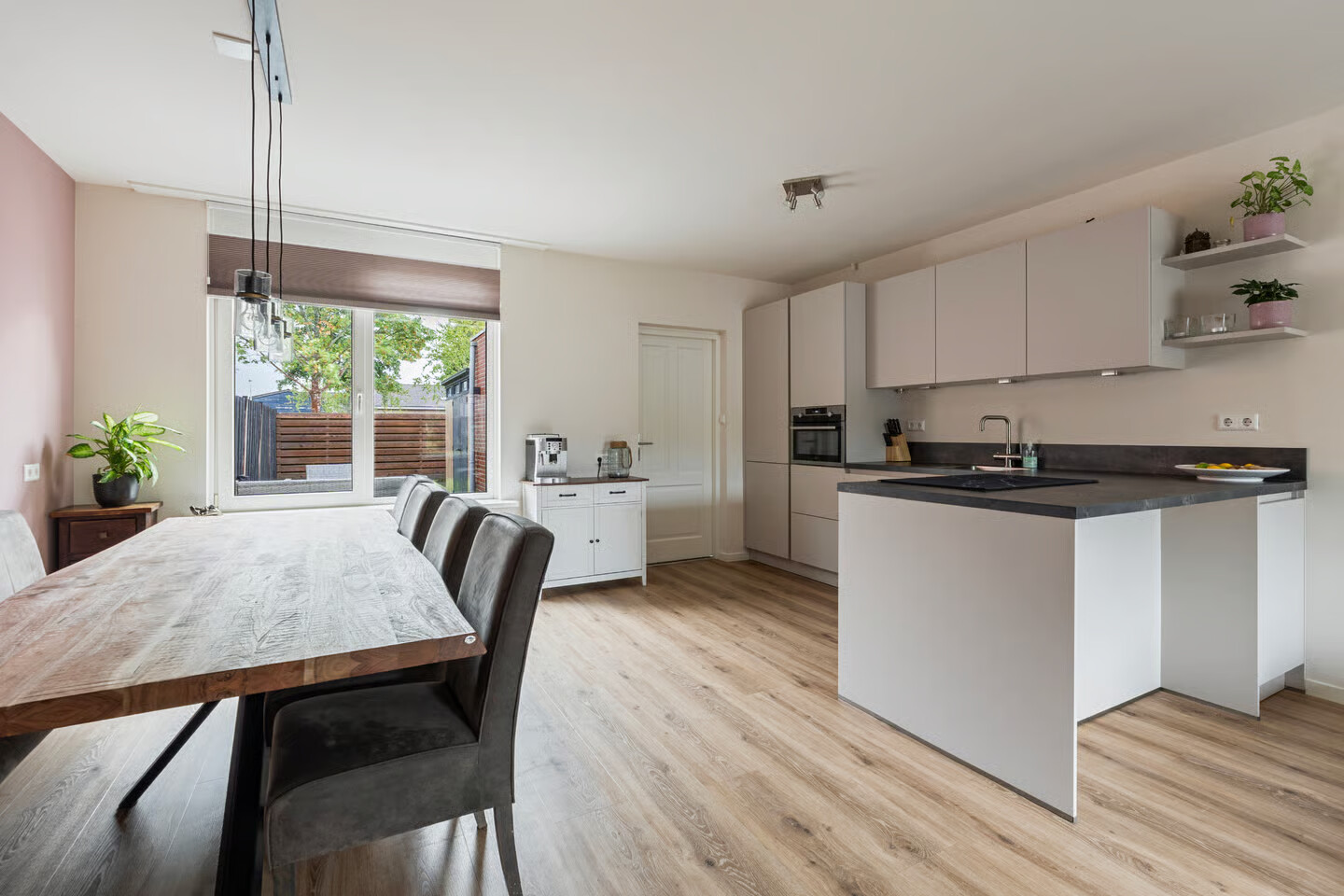 Tussenwoning te koop: Grasakker 6, Noord-Scharwoude