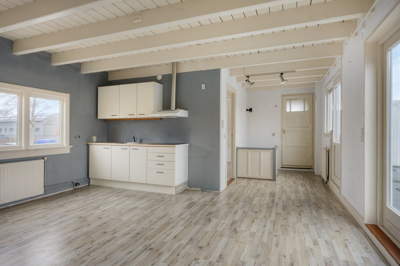 Hoekwoning te koop: Handelskade 5, Noord-Scharwoude