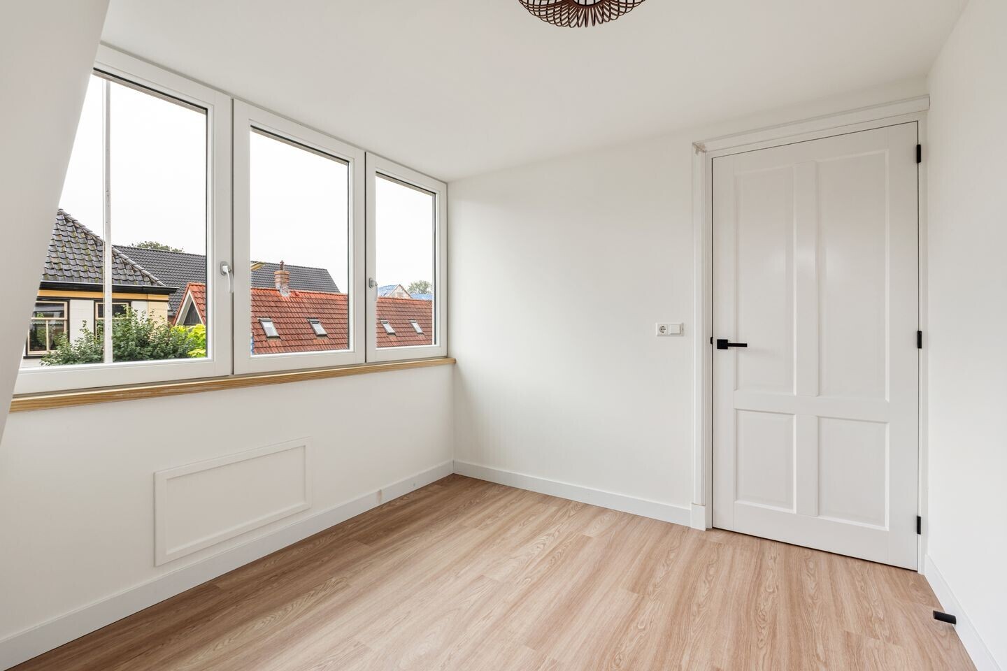 Twee-onder-één-kap te koop: Dorpsstraat 867, Oudkarspel