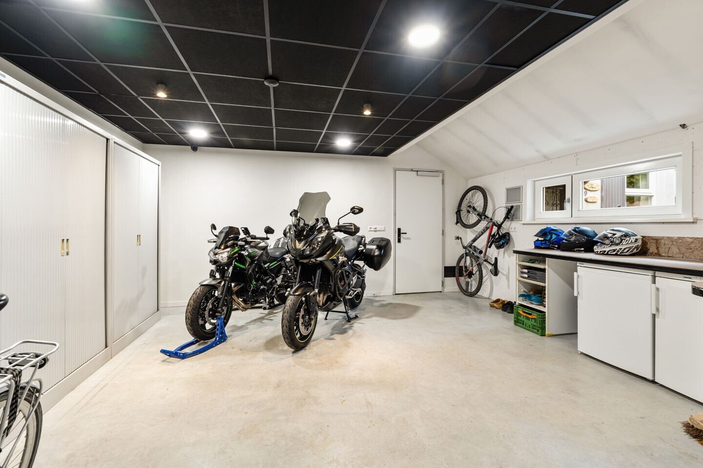 Twee-onder-één-kap te koop: Dorpsstraat 867, Oudkarspel