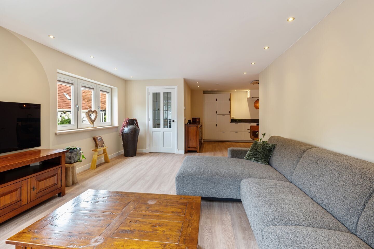 Twee-onder-één-kap te koop: Dorpsstraat 867, Oudkarspel