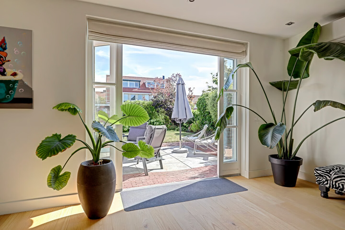 Vrijstaande woning te koop: Notarisappel 17, Winkel