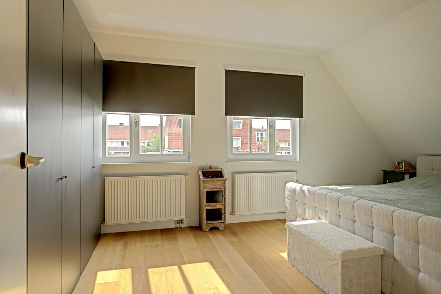 Vrijstaande woning te koop: Notarisappel 17, Winkel