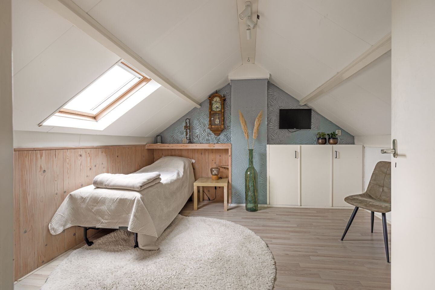 Hoekwoning te koop: Bloemstraat 9, Waarland