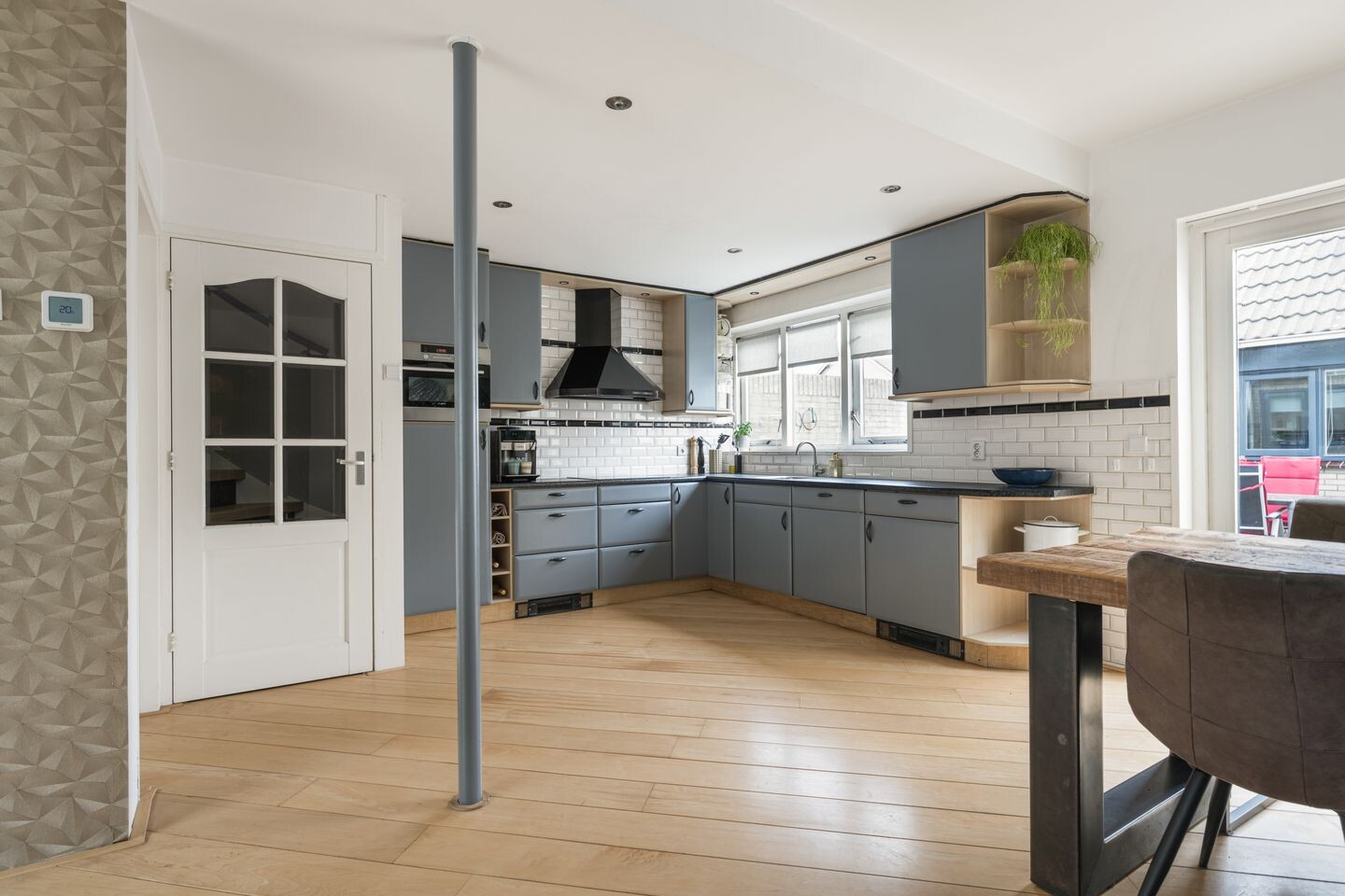 Hoekwoning te koop: Bloemstraat 9, Waarland