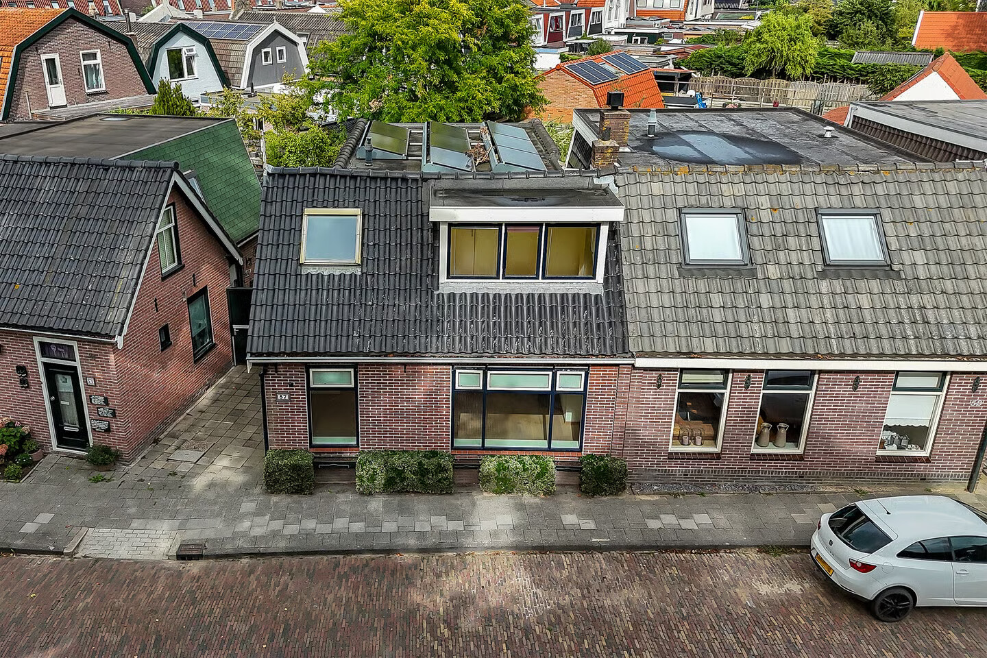 Twee-onder-één-kap te koop: Dorpen 57, Schagen