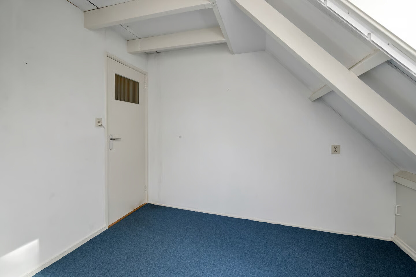 Twee-onder-één-kap te koop: Dorpen 57, Schagen