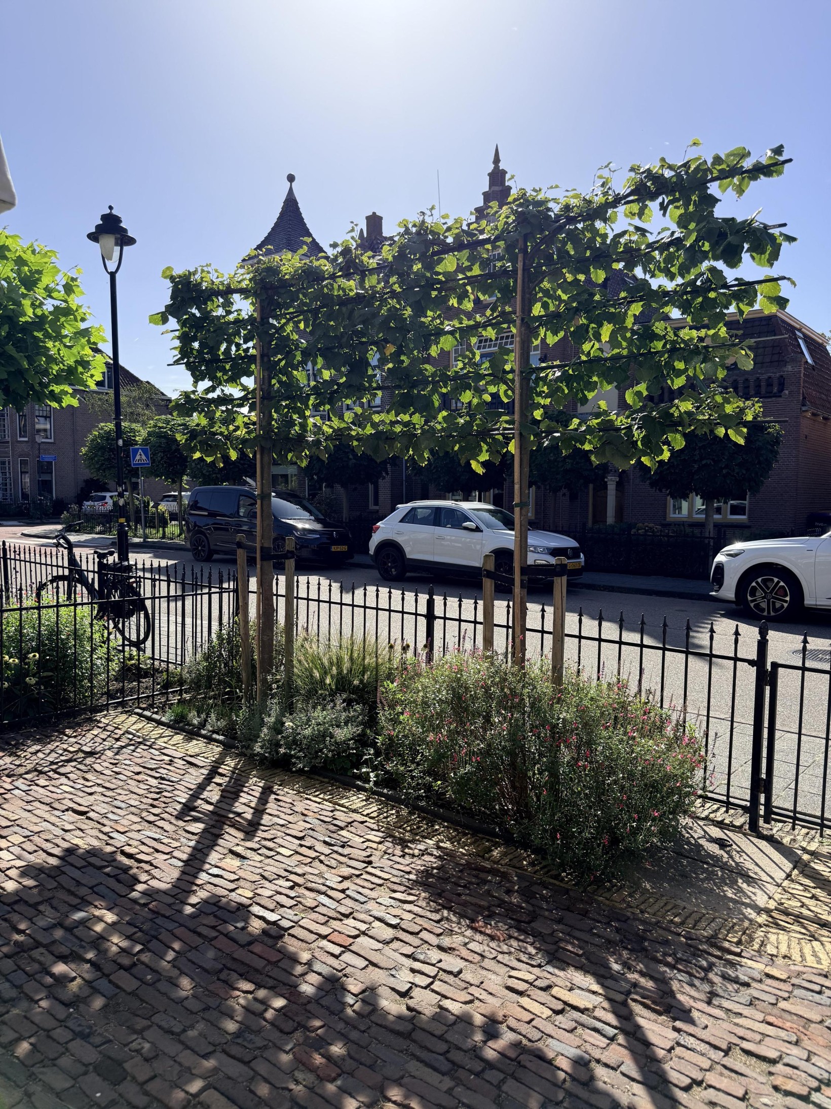 Twee-onder-één-kap te koop: Landbouwstraat 17, Schagen