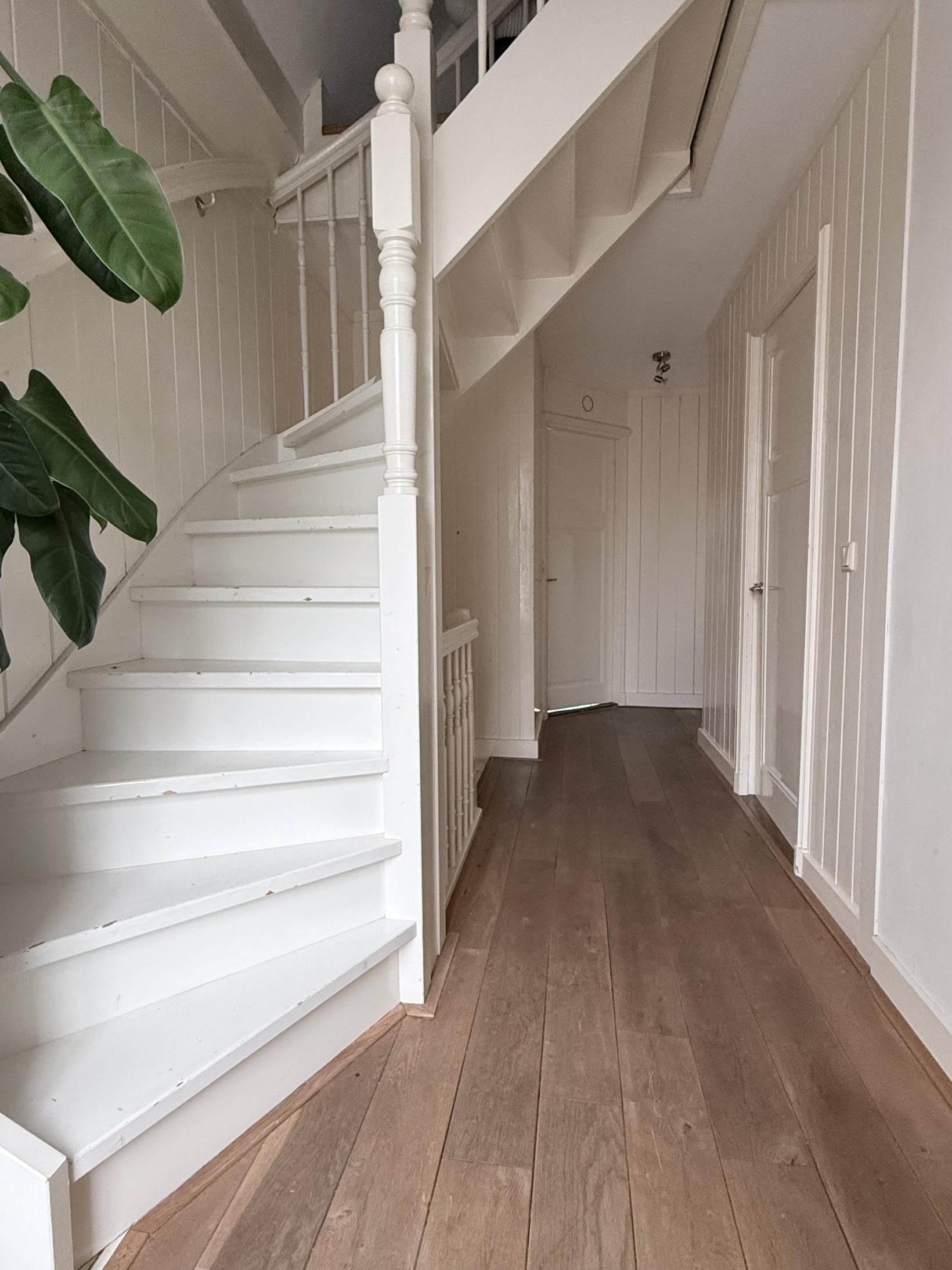 Twee-onder-één-kap te koop: Landbouwstraat 17, Schagen