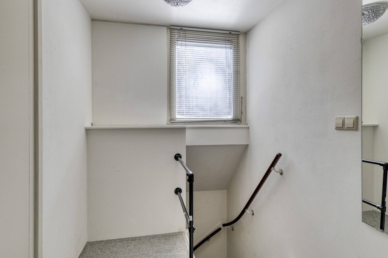 Tussenwoning te koop: Stationsweg 22, Schagen