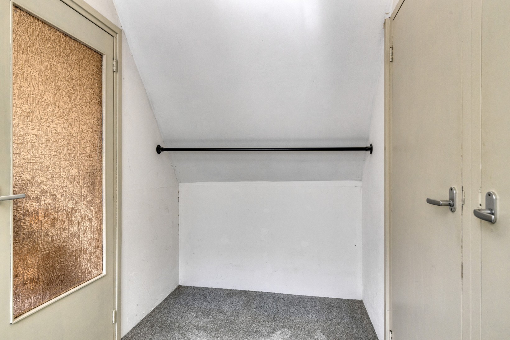 Tussenwoning te koop: Stationsweg 22, Schagen