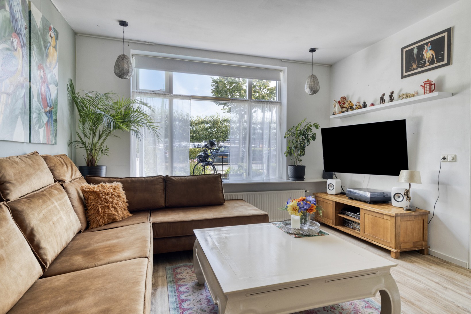 Tussenwoning te koop: Stationsweg 22, Schagen