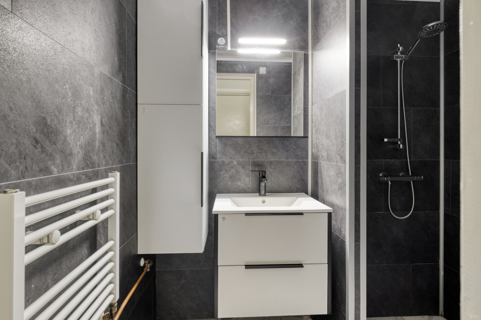 Tussenwoning te koop: Stationsweg 22, Schagen
