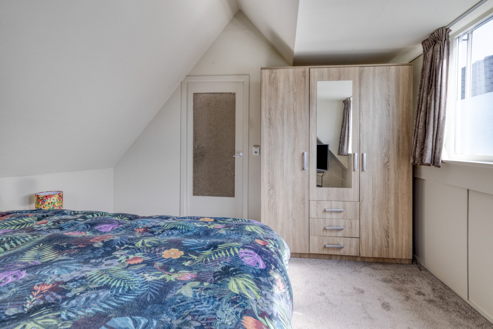 Tussenwoning te koop: Stationsweg 22, Schagen