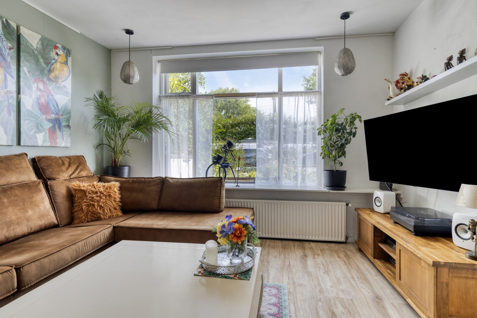 Tussenwoning te koop: Stationsweg 22, Schagen