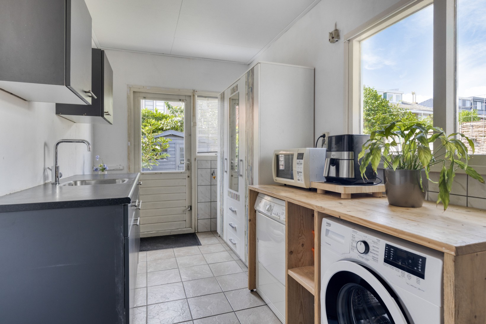 Tussenwoning te koop: Stationsweg 22, Schagen