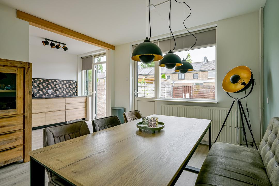 Tussenwoning te koop: Schubertstraat 10, Schagen