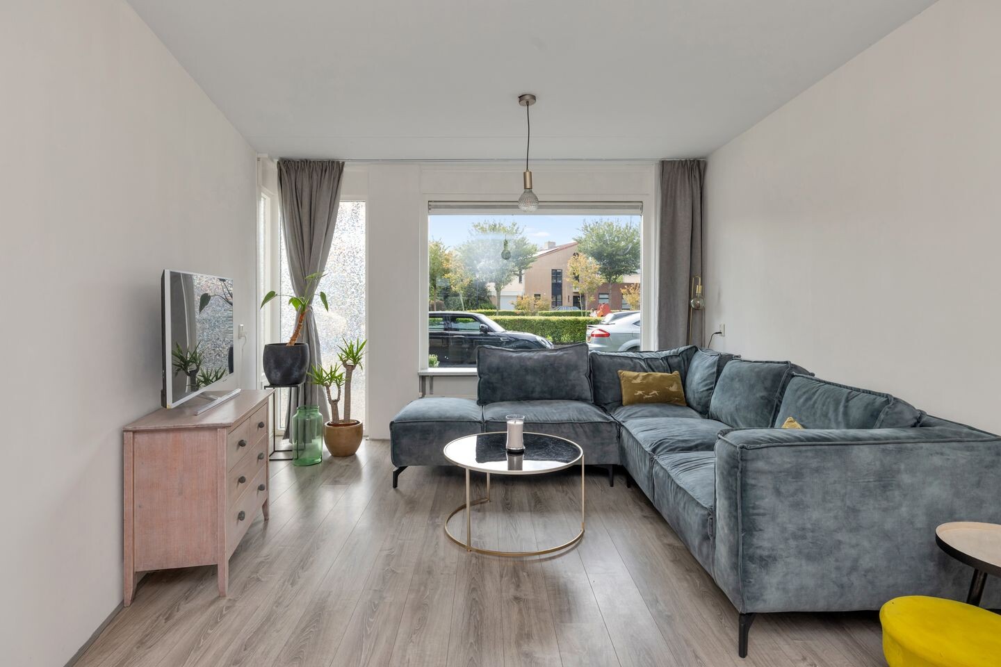 Tussenwoning te koop: De Boog 11, Schagen