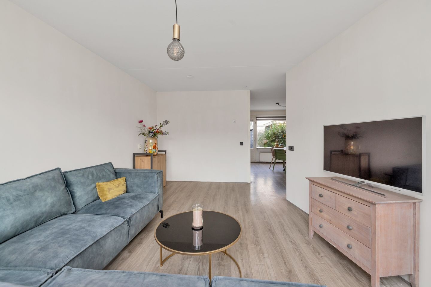 Tussenwoning te koop: De Boog 11, Schagen